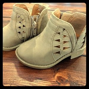 Little girls boots